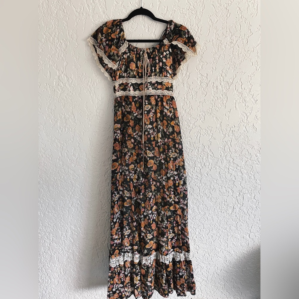 GUNNE SAX® Jessica McClintock RARE 1970s Milkmaid Floral Lace Dress